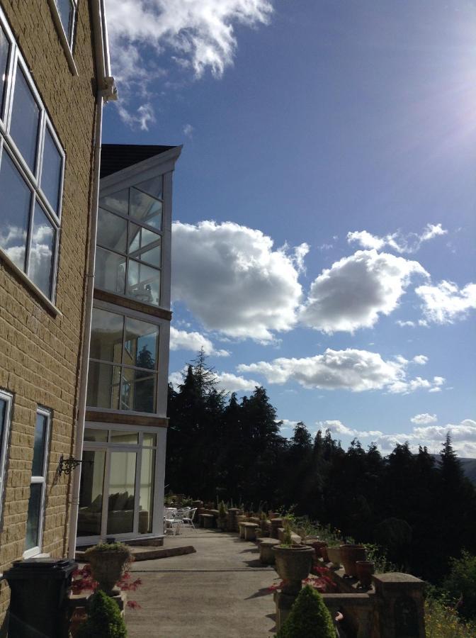 Rowan House Bed Breakfast Main House & Self Contained Self Catering Apartment Cymmer Bagian luar foto
