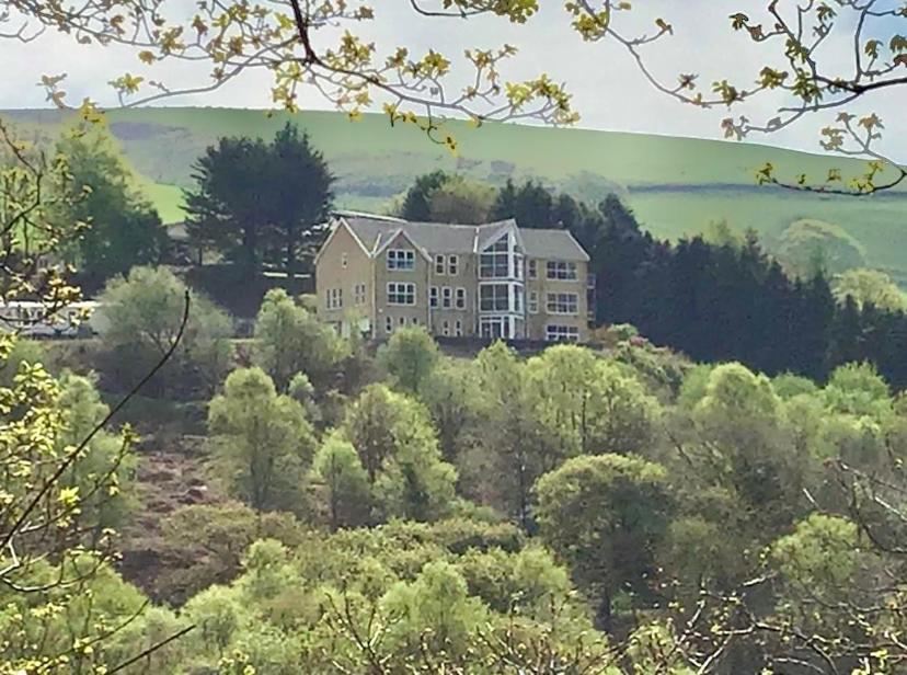 Rowan House Bed Breakfast Main House & Self Contained Self Catering Apartment Cymmer Bagian luar foto