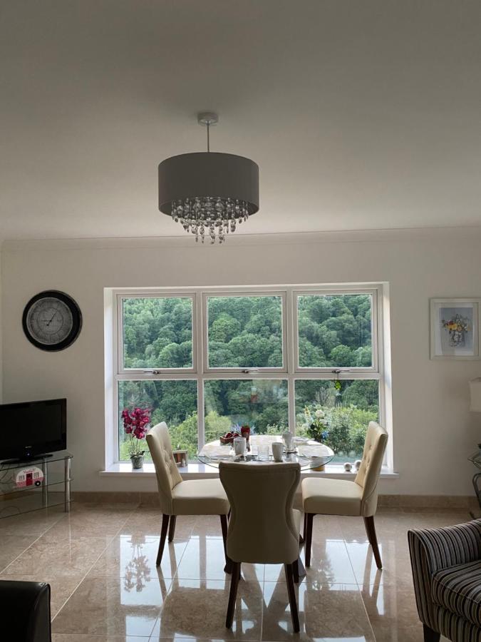 Rowan House Bed Breakfast Main House & Self Contained Self Catering Apartment Cymmer Bagian luar foto