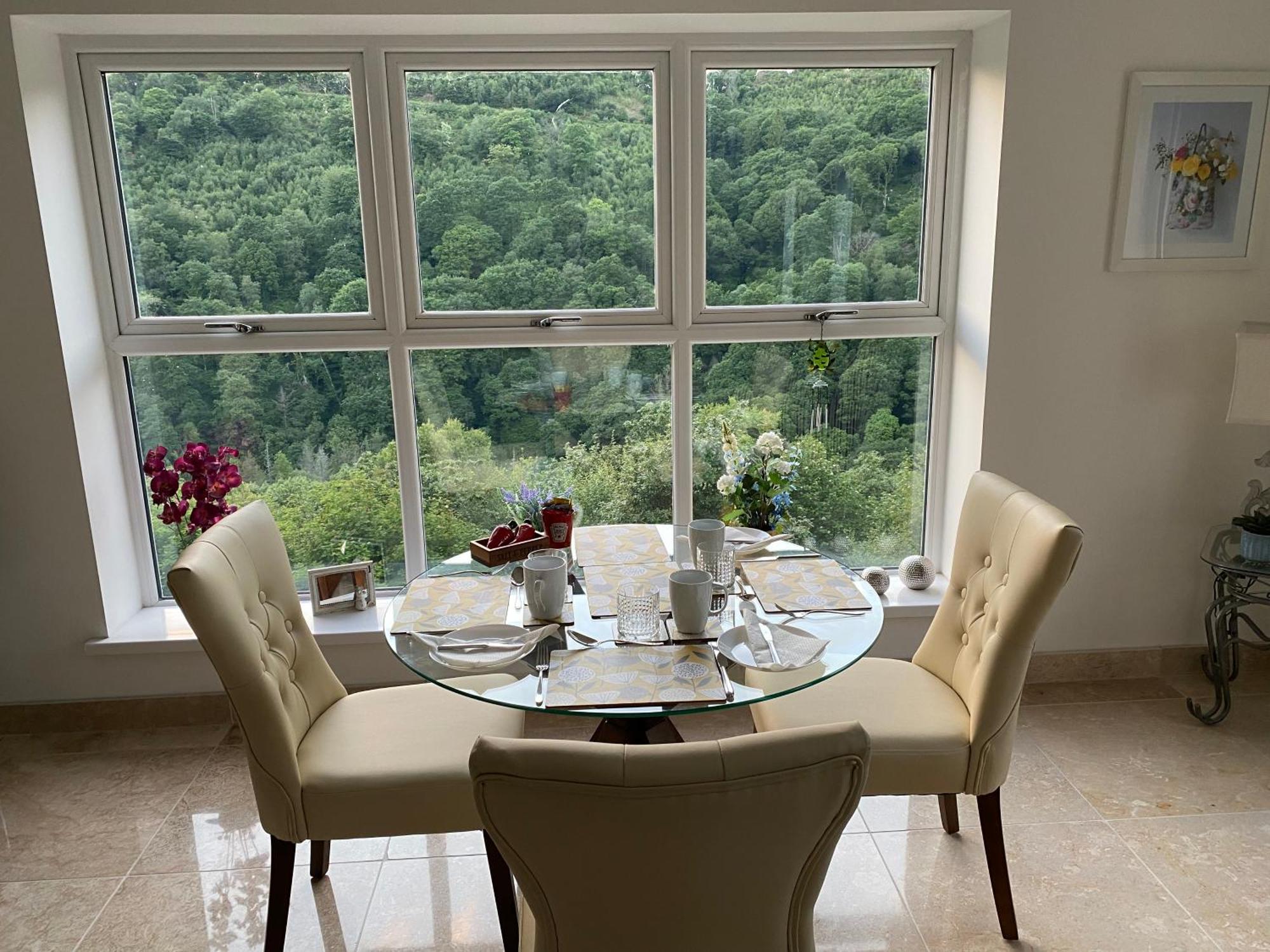 Rowan House Bed Breakfast Main House & Self Contained Self Catering Apartment Cymmer Bagian luar foto